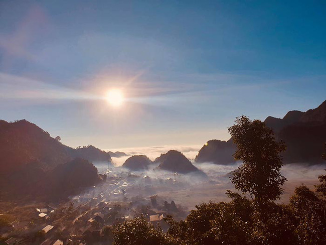 săn mây hang kia