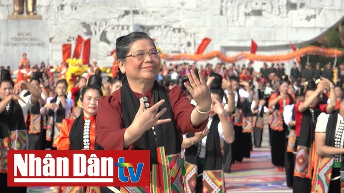 Vũ điệu kết đoàn- đặc sản Sơn La